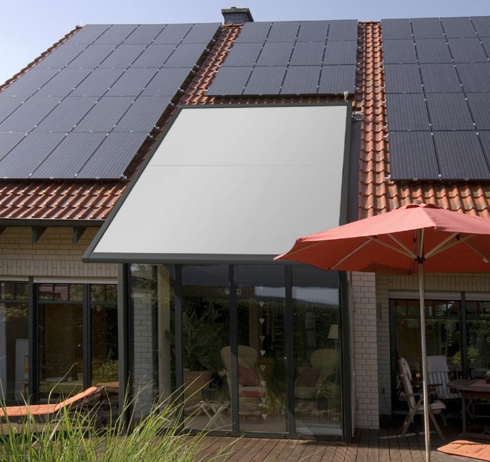 Aufglasmarkise als Sonnenschutz für einen Wintergarten